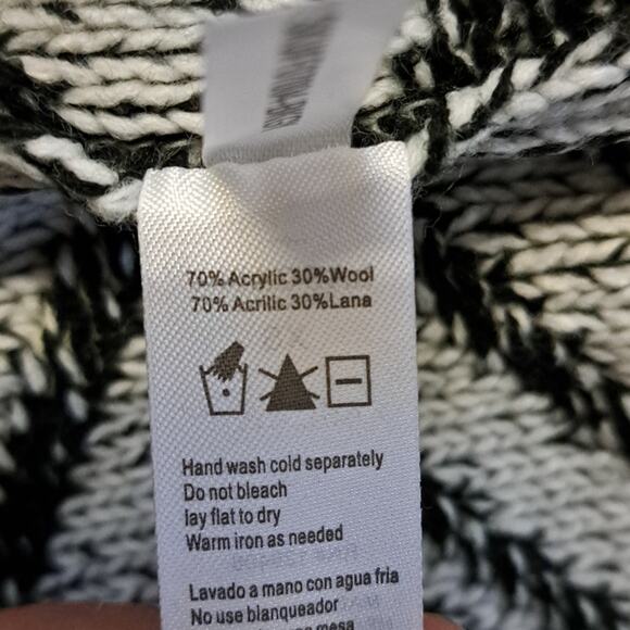 LASCANA Wool Geometric Blanket Cardigan in Black & Grey XS - Picture 10 of 11